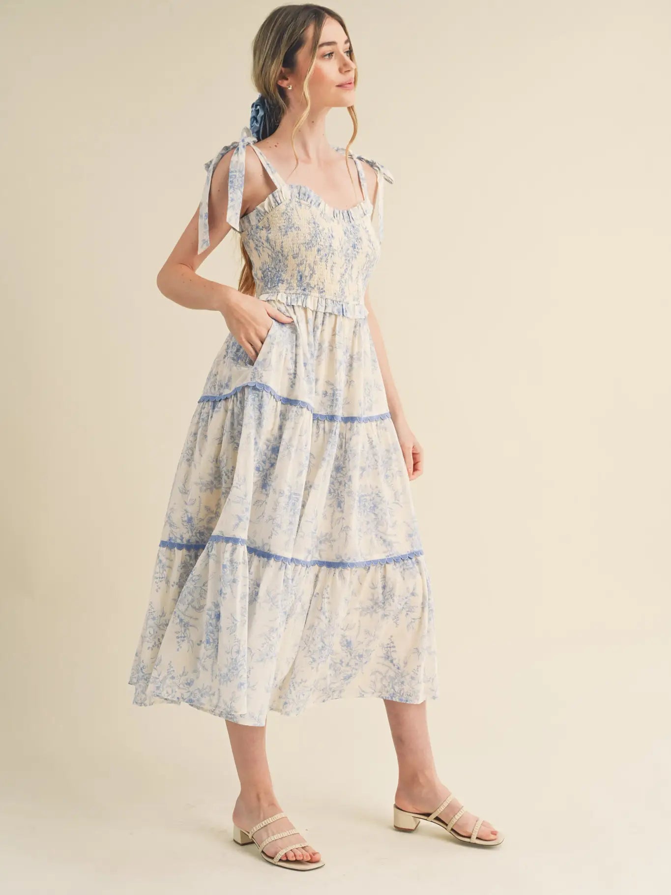 Tiered Lace Trim Floral Midi Dress