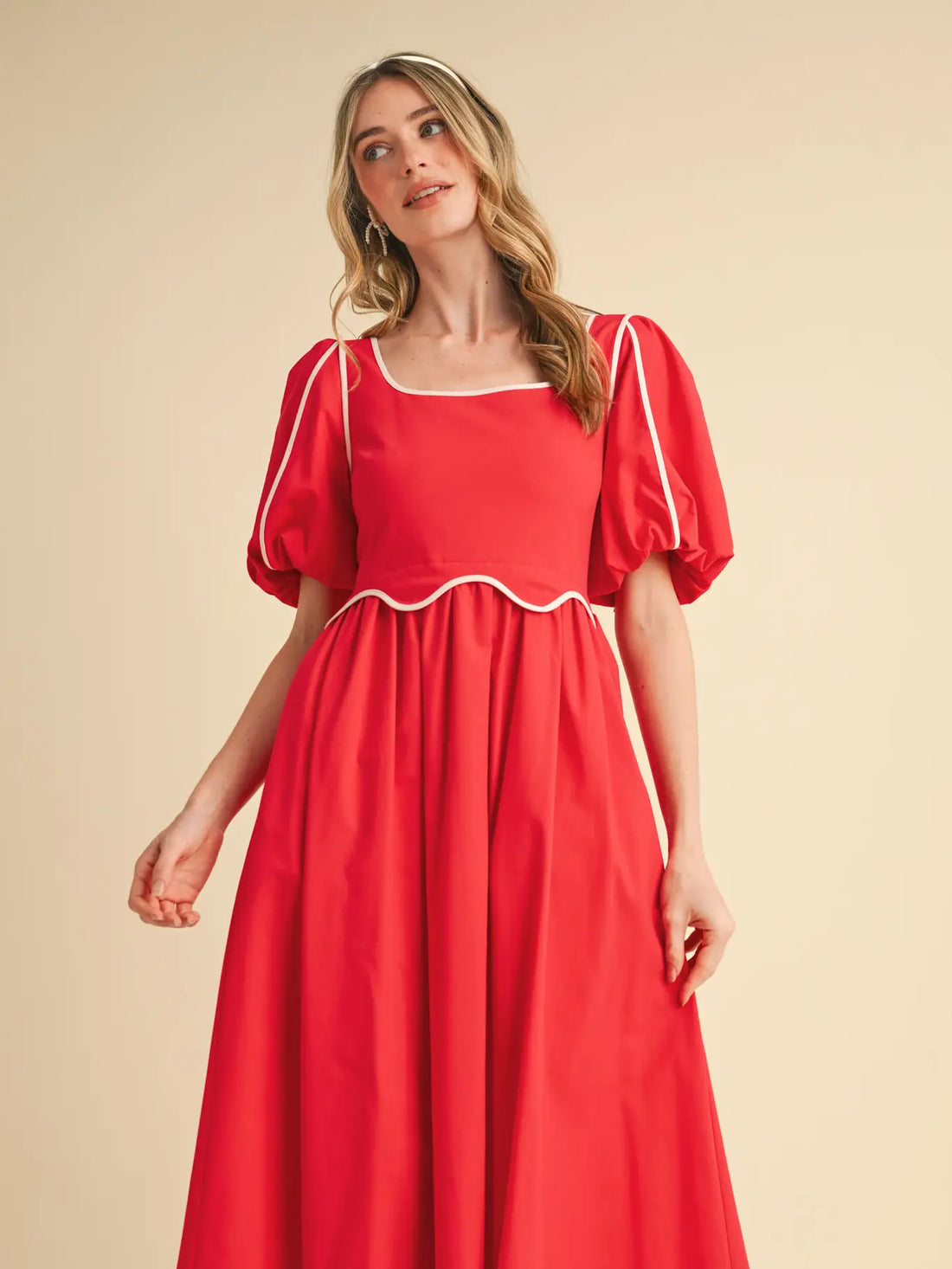 Contrast Binding Scalloped Midi Dress