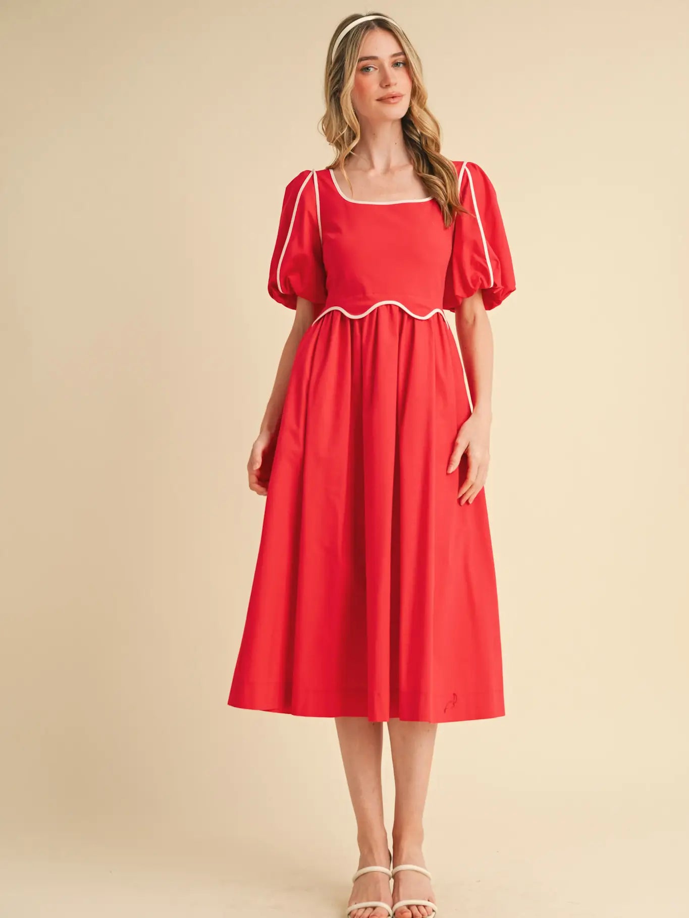 Contrast Binding Scalloped Midi Dress