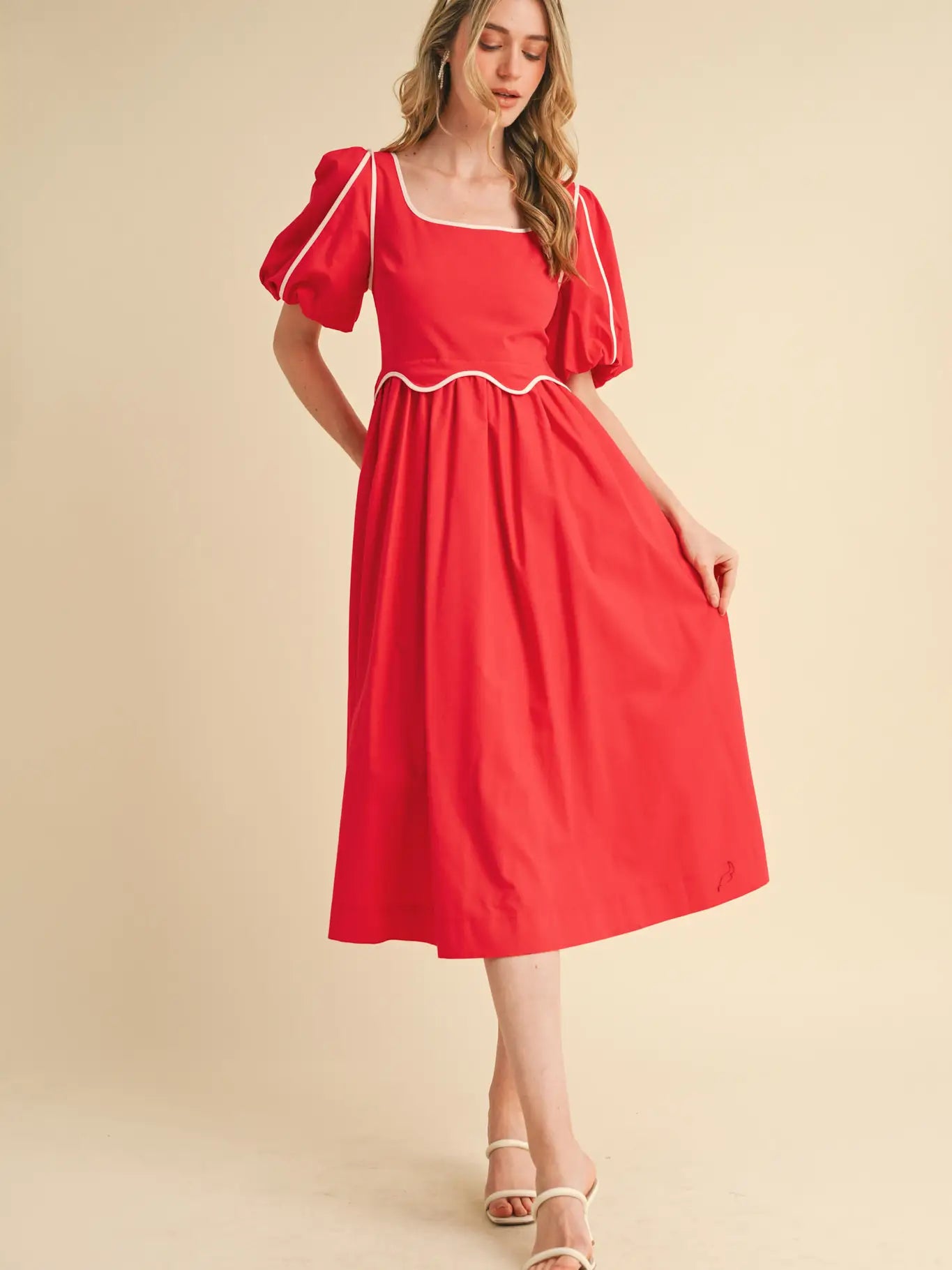Contrast Binding Scalloped Midi Dress