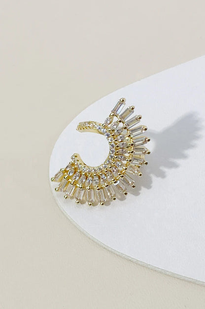 Elevate your everyday look with a touch of Glass Crystals and Cubic Zirconia Ring