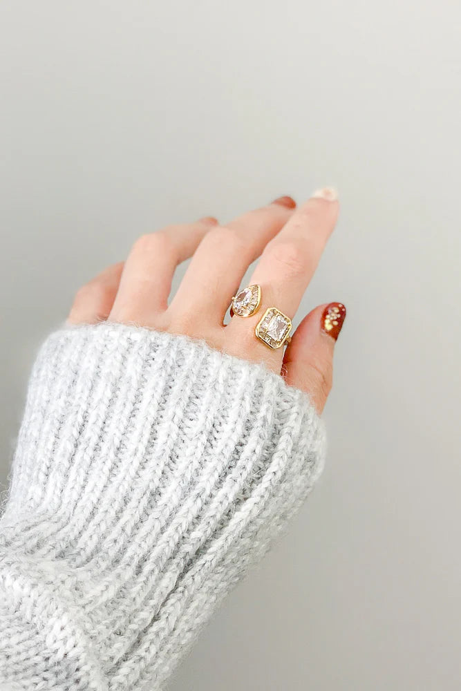 Dazzling Glass Crystals Ring